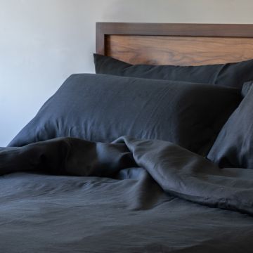 Huddleson black linen pillowcase