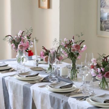 Diamond Round Linen Tablecloth