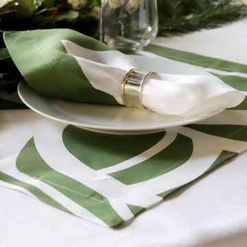Sloan Grass Green Swirl Linen Table Runner