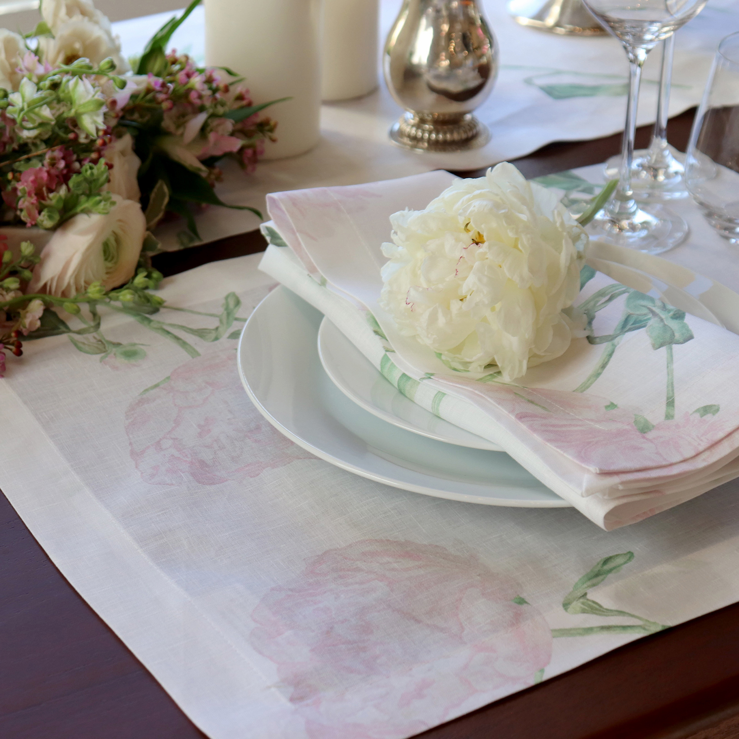 Peony Print Pink and White Gossip Girl Linen Placemat and Napkin Floral Bouquet Romantic Wedding Engagement Blush Bridal Shower 