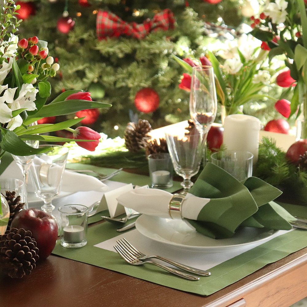 Grass Green Border Linen Placemat Christmas table linens