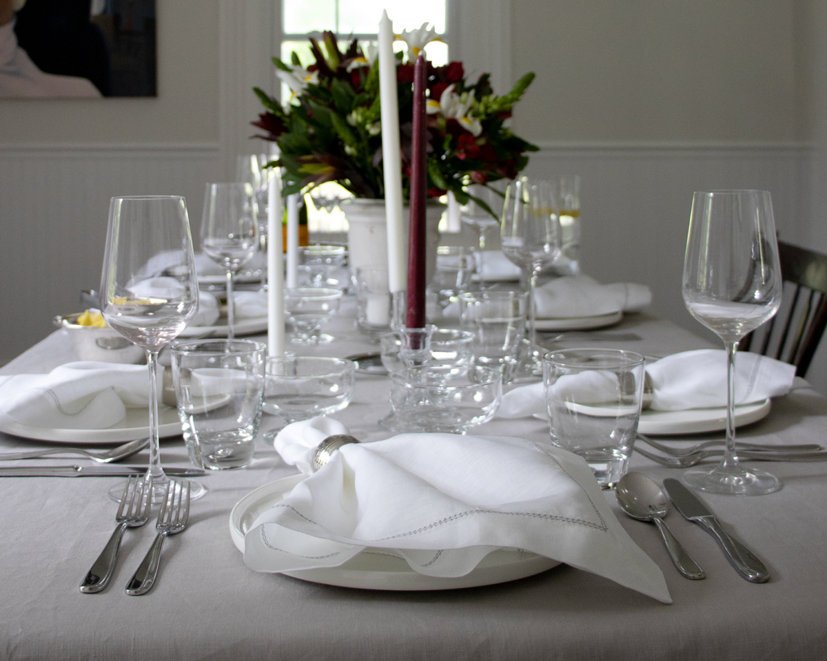 silver and white tablesetting luxury linens hemstitched napkin 