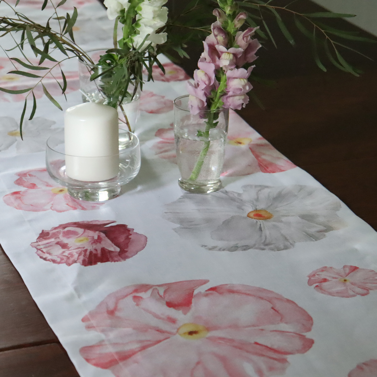Poppy Print Floral Linen Table Runner