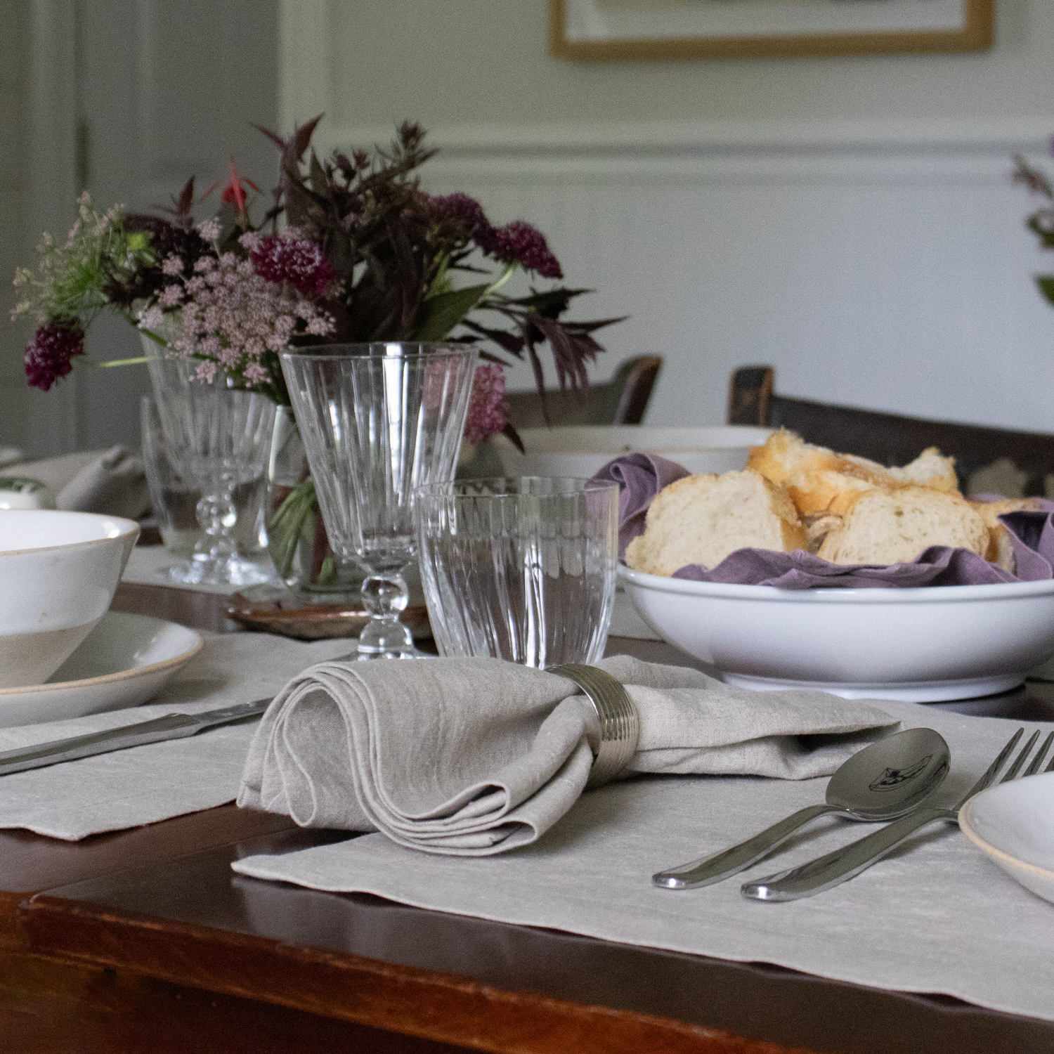 Placesetting for an easy dinner party natural flax linen napkin and placemat 