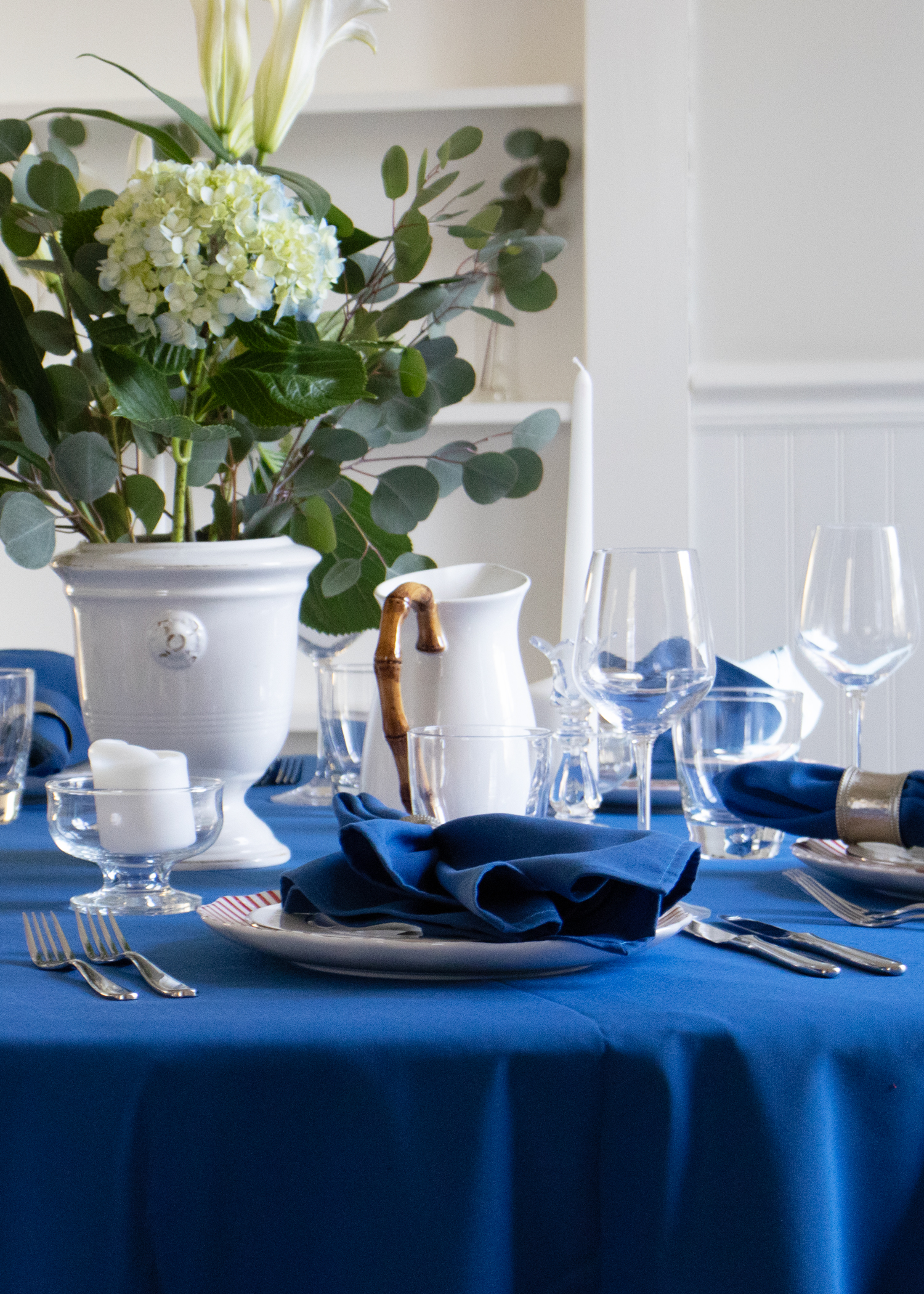 Royal Blue Spun Polyester Tablecloth & Napkins